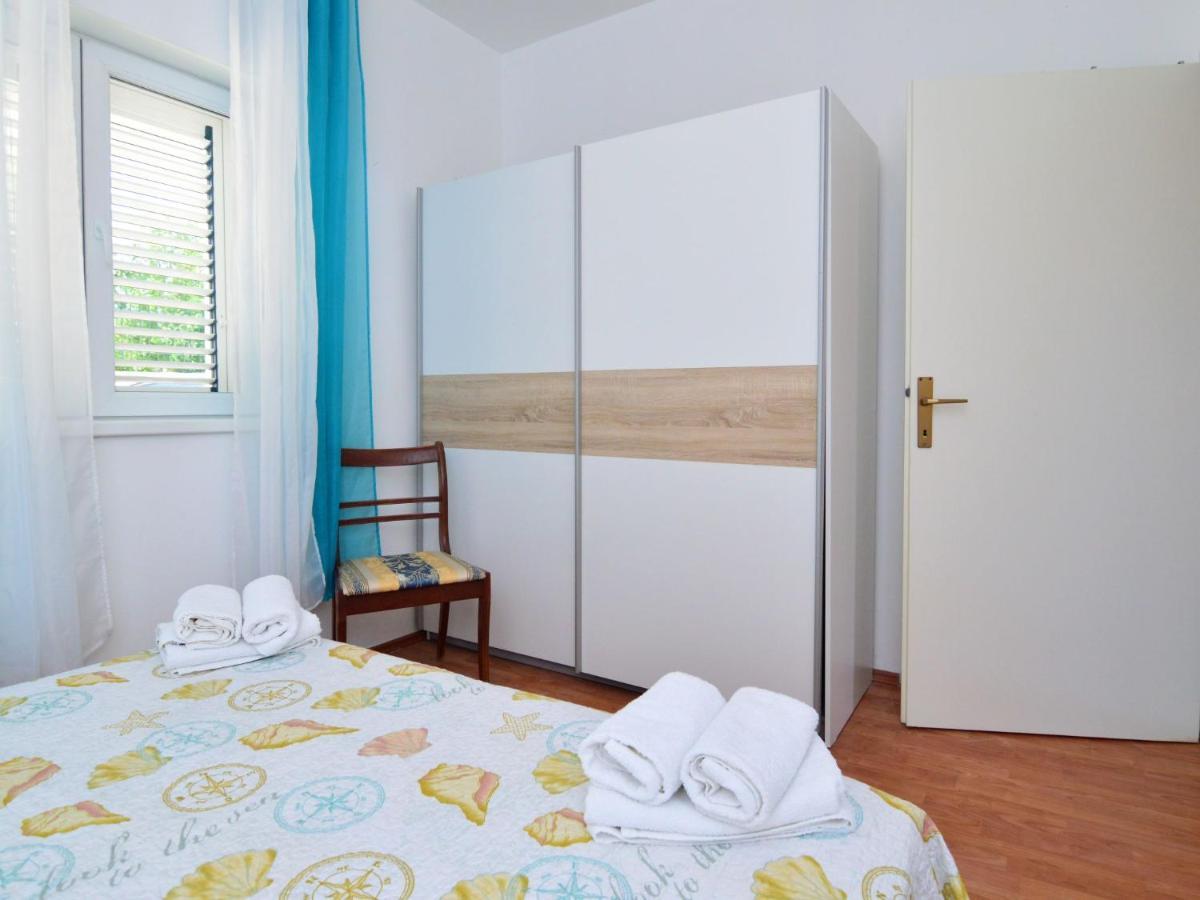 Apartment Katarina 3 - Sib156 By Interhome Бродарица Экстерьер фото